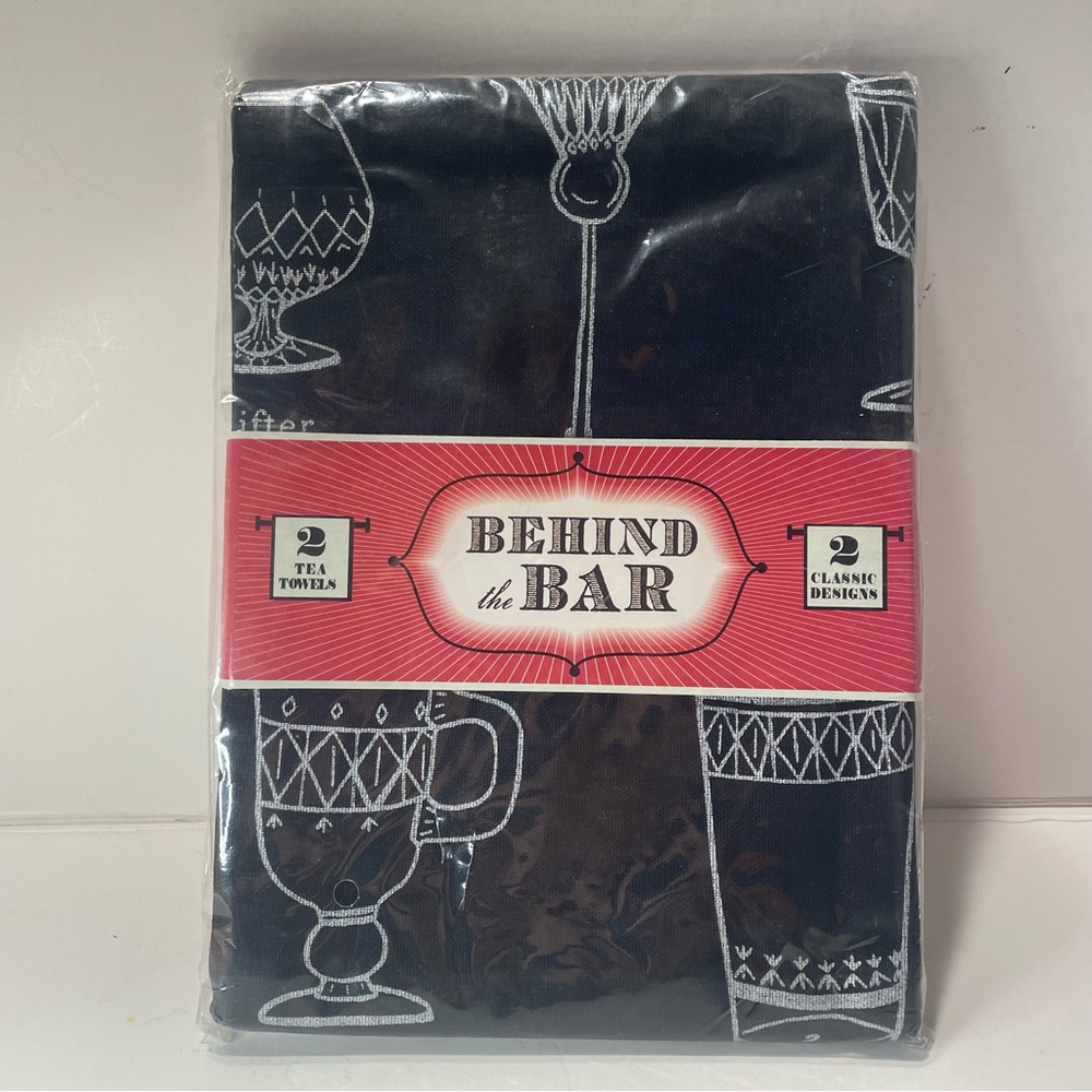 New Behind the Bar 2 Tea Towels Classic Designs by Chronicle Books 20” x 28”